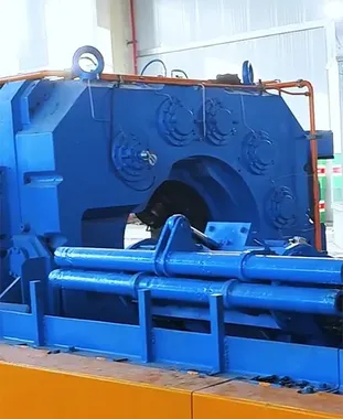 Máquina de forja radial