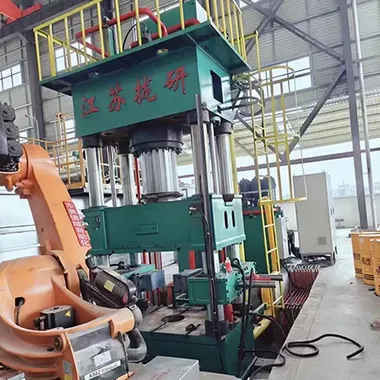 Una empresa con sede en Anhui encargó una prensa de forja hidráulica de 500 toneladas